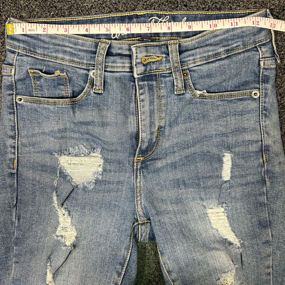 Universal Thread High Rise Bermuda shorts - Picture 4 of 7
